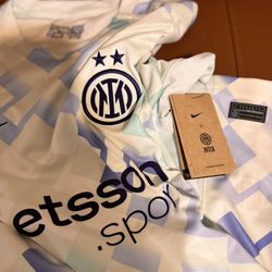 Soccer Jersey (Men’s Large) Inter Milan– $60