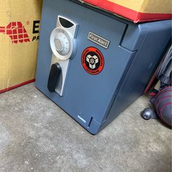 First Alert Safe