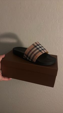 burberry slides