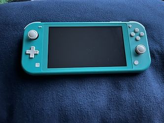 Nintendo Switch Lite w/ Games