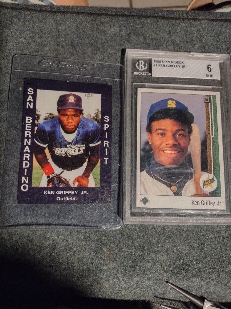 Ken Kriffey Jr - Rookie Card Collection - Graded