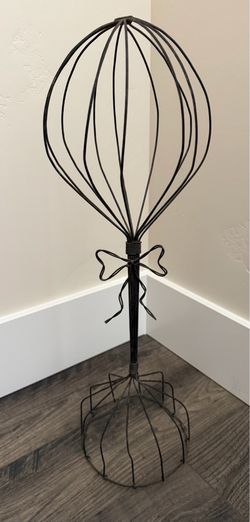Wire Hat Stand
