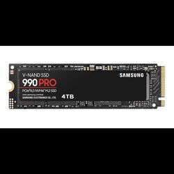 Samsung 990 Pro PCle 4.0 NVMe M.2 SSD 4 TB