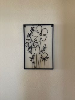 Black Metal Wire Floral Wall Art