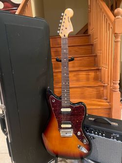 Squier Vintage Modified Jaguar HH w/ Hardshell Case, Fender Amp