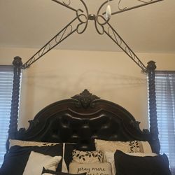 King Bedroom Set