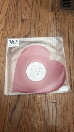 Olivia Dean It Isn’t Perfect But It Might Be Heart Shaped 10" Vinyl record music