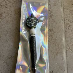 NIB Seahawks skull pen