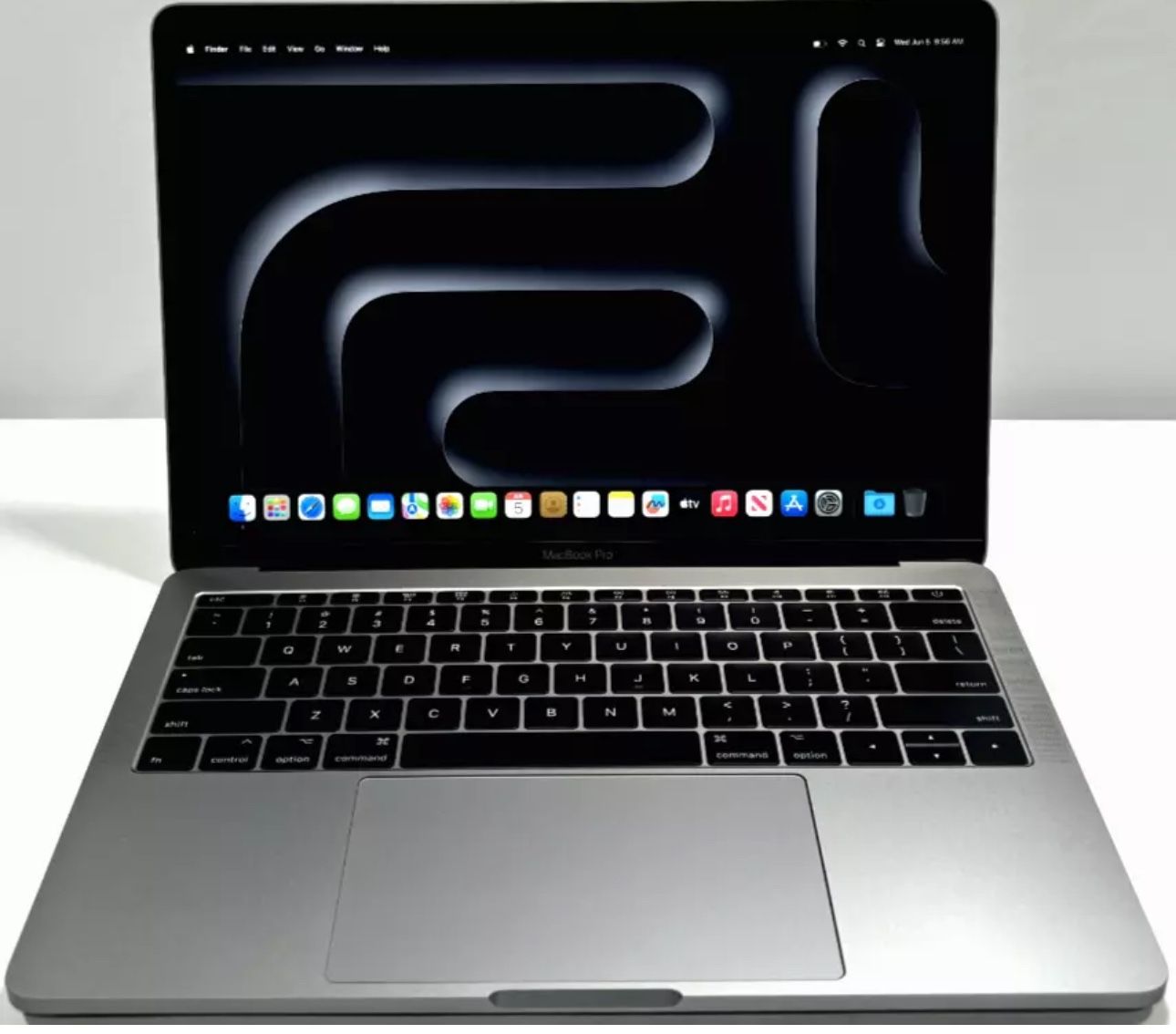 FULLY TESTED MACBOOK PRO 13 - 16GB RAM - 512GB SSD - SPACE GRAY A1706 ADOBE SUITE - MICROSOFT