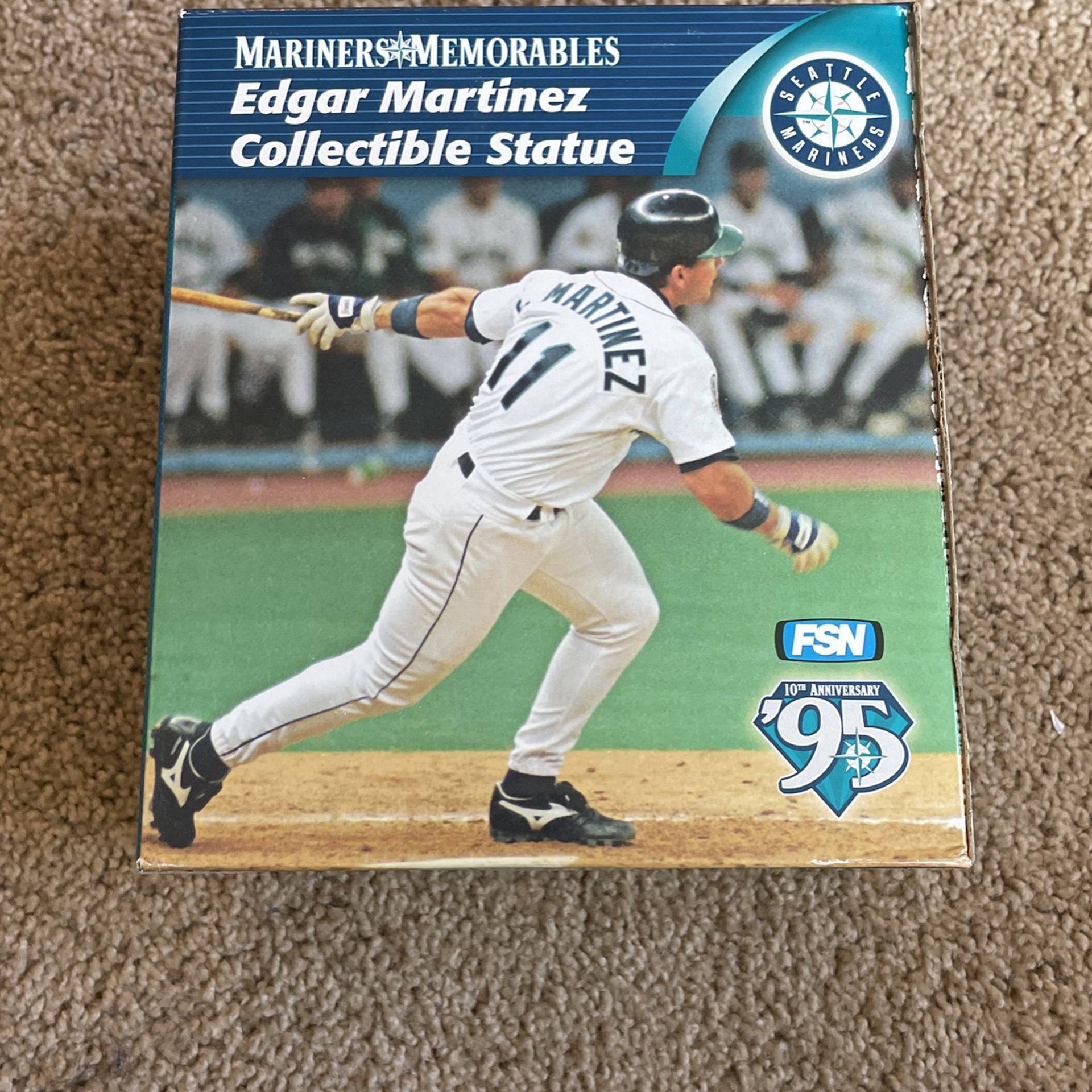 Edgar Martinez Collectible Statue for Sale in Puyallup, WA - OfferUp