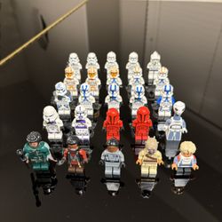 LEGO Star Wars Minifigure Lot (25 minifigs)