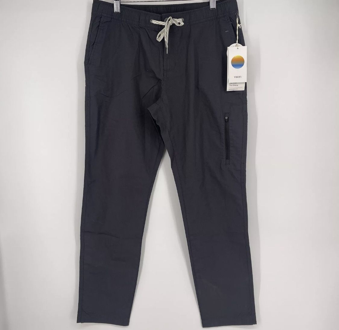 New Vuori Ripstop Pants Size Large Women's Joggers Grey NWT