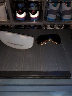 Tommy Hilfiger Sunglasses 