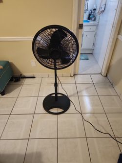 4 Ft Ocscillating Fan