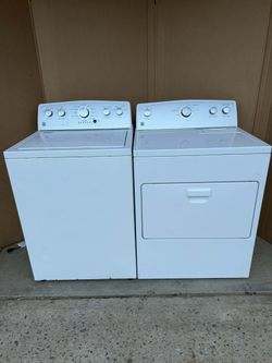 Kenmore washer and gas dryer laundry set