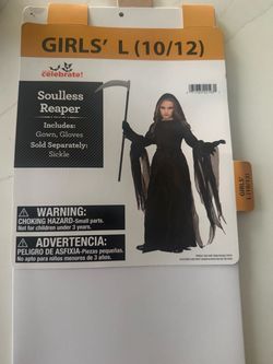 Girl costume