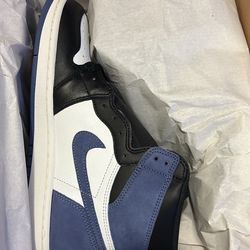 Jordan 1 Blue Moon