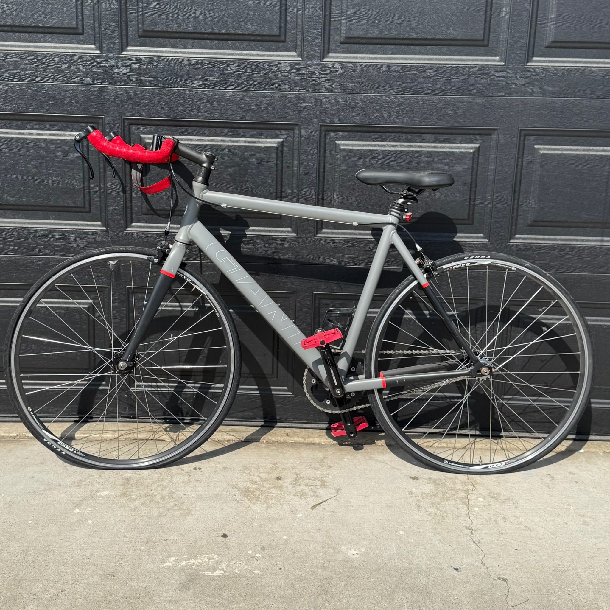 Giant Road Bike