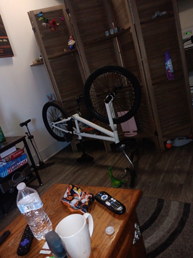 Bike Works N Errthang
