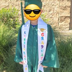 Kinder Graduate Cap & Gown