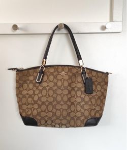 Purse coach