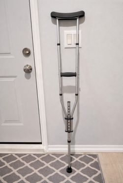 1 Equate Universal Crutch
