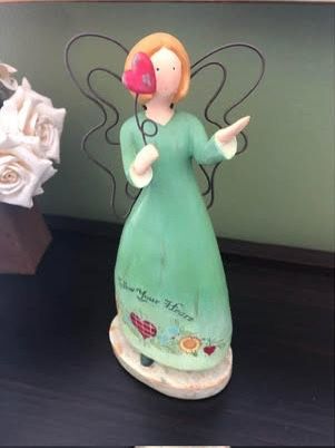 Country Gatherings Figurine