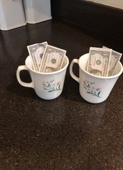 2 Corning / microwave cups