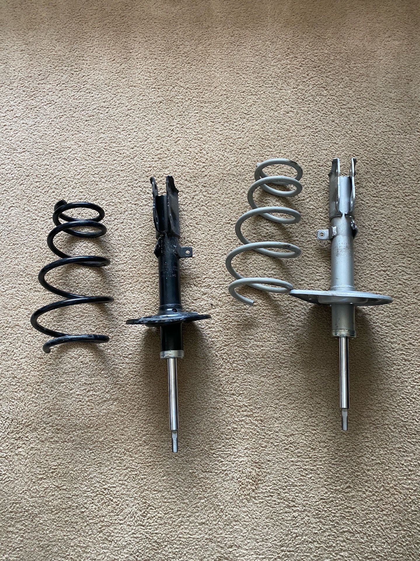 Absorber set, shock and spring