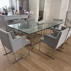 Dining table + 6 chairs