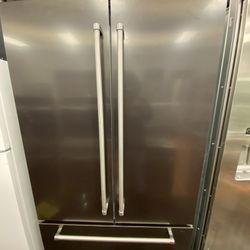 Refrigerador Buil In 42” 