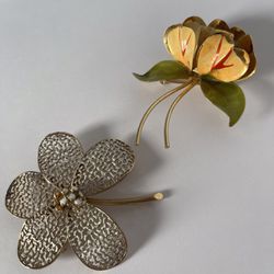 Flower Brooches Vintage 2 Unsigned 