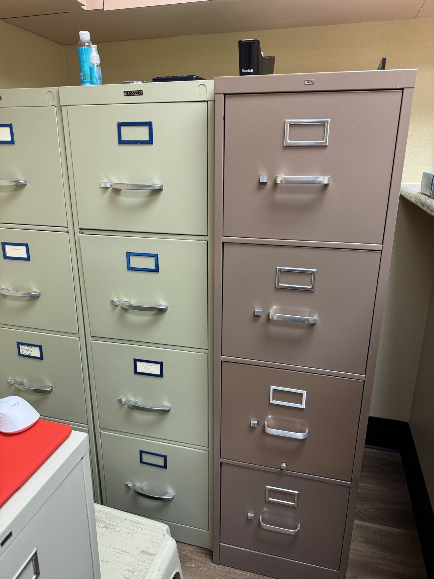 3 / 5 Drawer File Cabinets