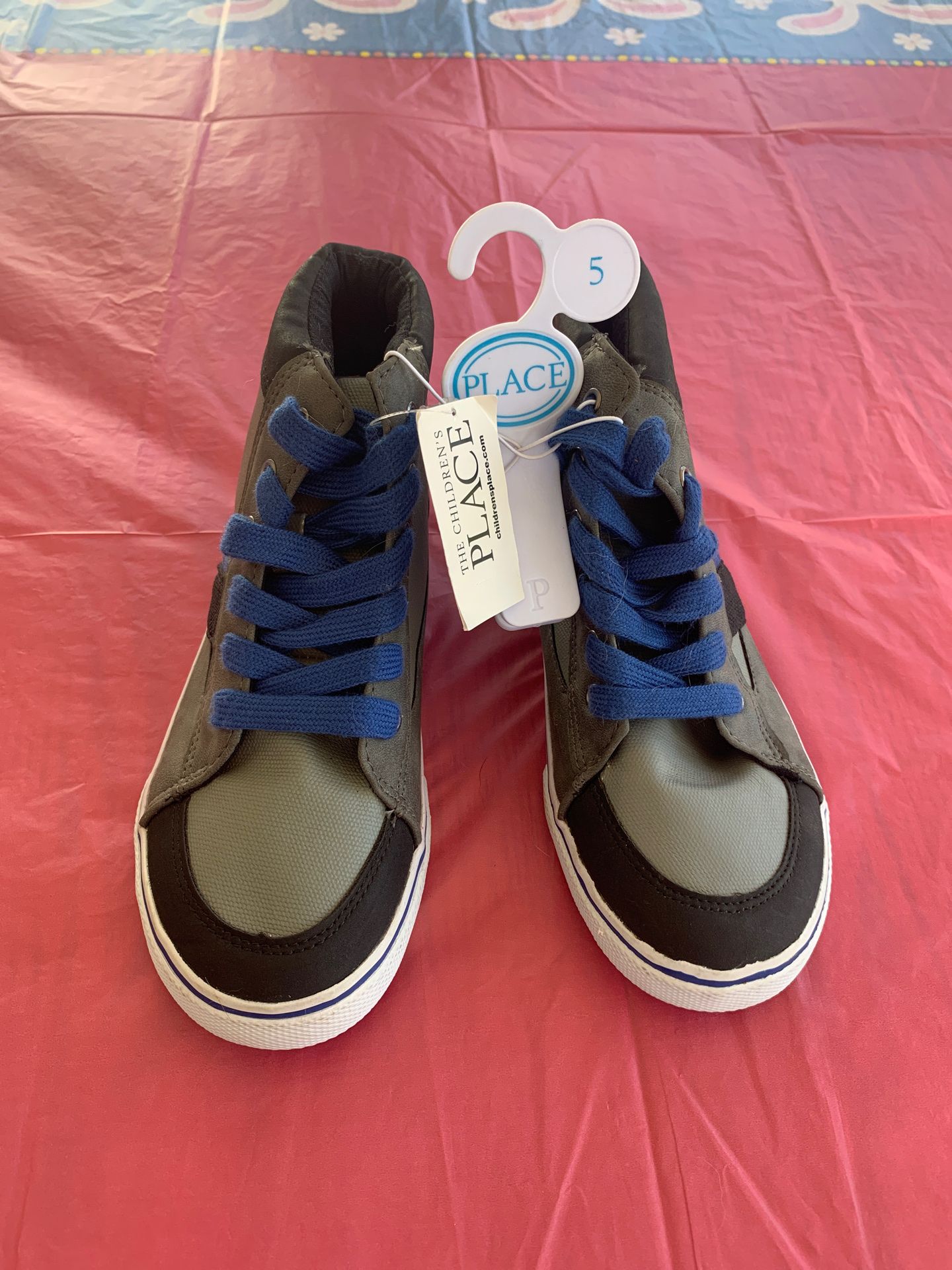 Boys shoes size 5 children’s place