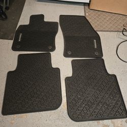 Volkswagen Tiguan Floor Mats   2019 2022