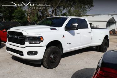 2023 Ram 3500 Crew Cab