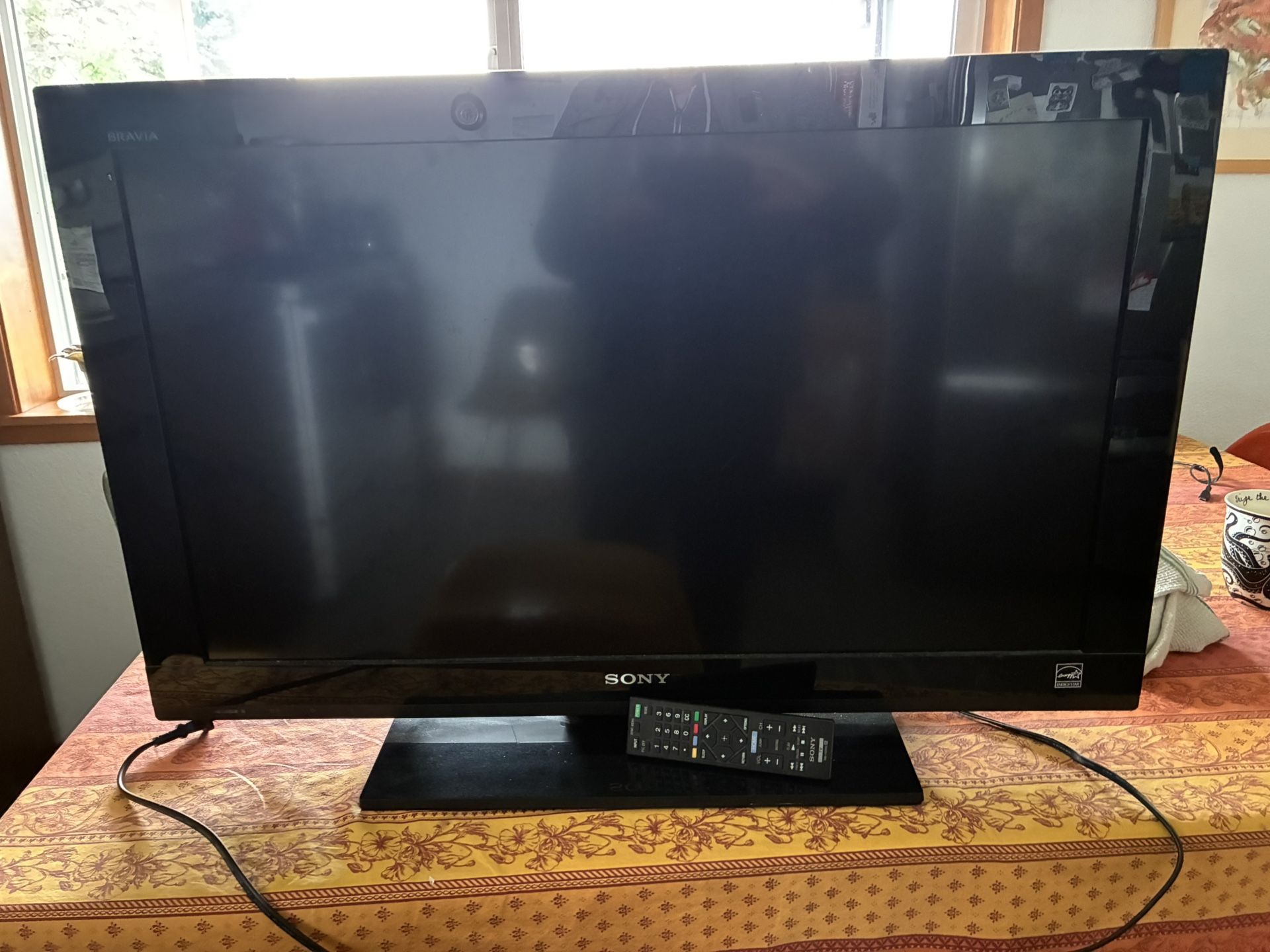 Sony LCD DIGITAL COLOR TV