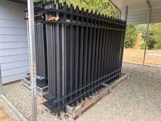 Black Wrought Iron Fence 6 FT Tall – 300 FT Available