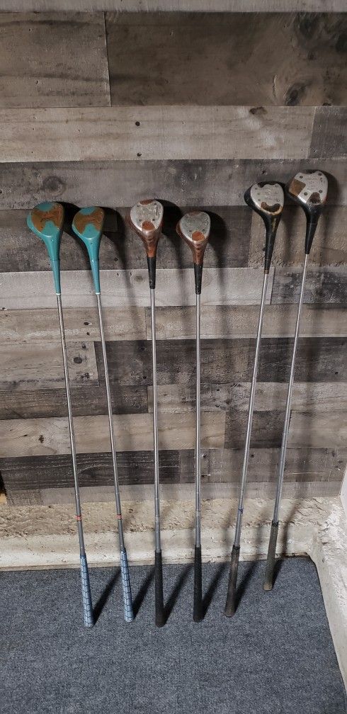 Vintage Wilson Wood Glubs