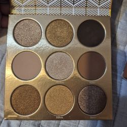 BH cosmetics 'Its My RayeRaye' Edition And The Warrior By Julia's Eyeshadow Palette