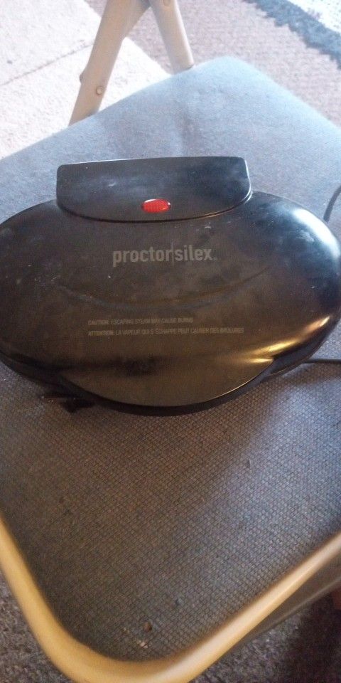 Proctor Silex Good Condition Electric Grill$8.00