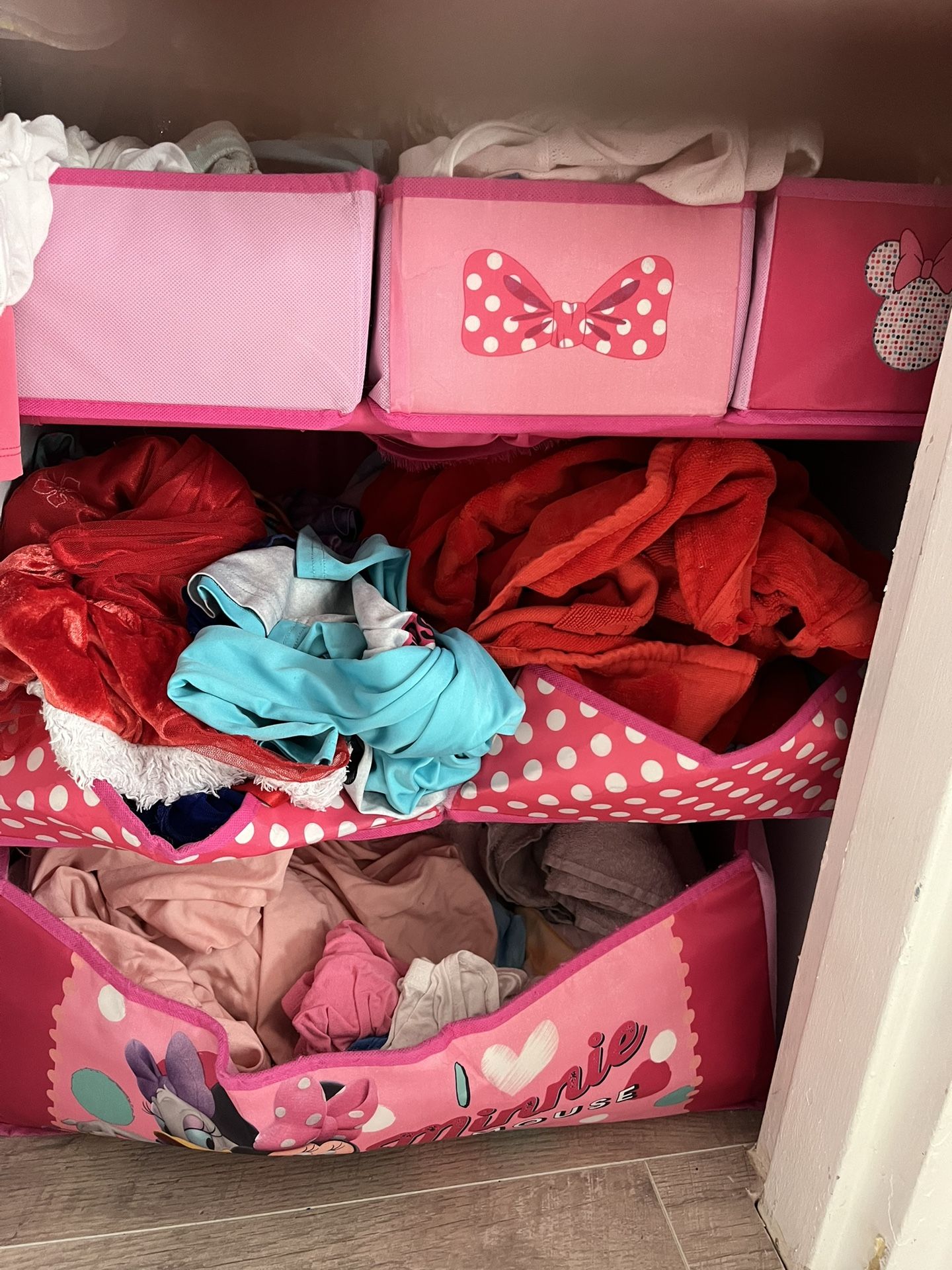 Minnie Furniture