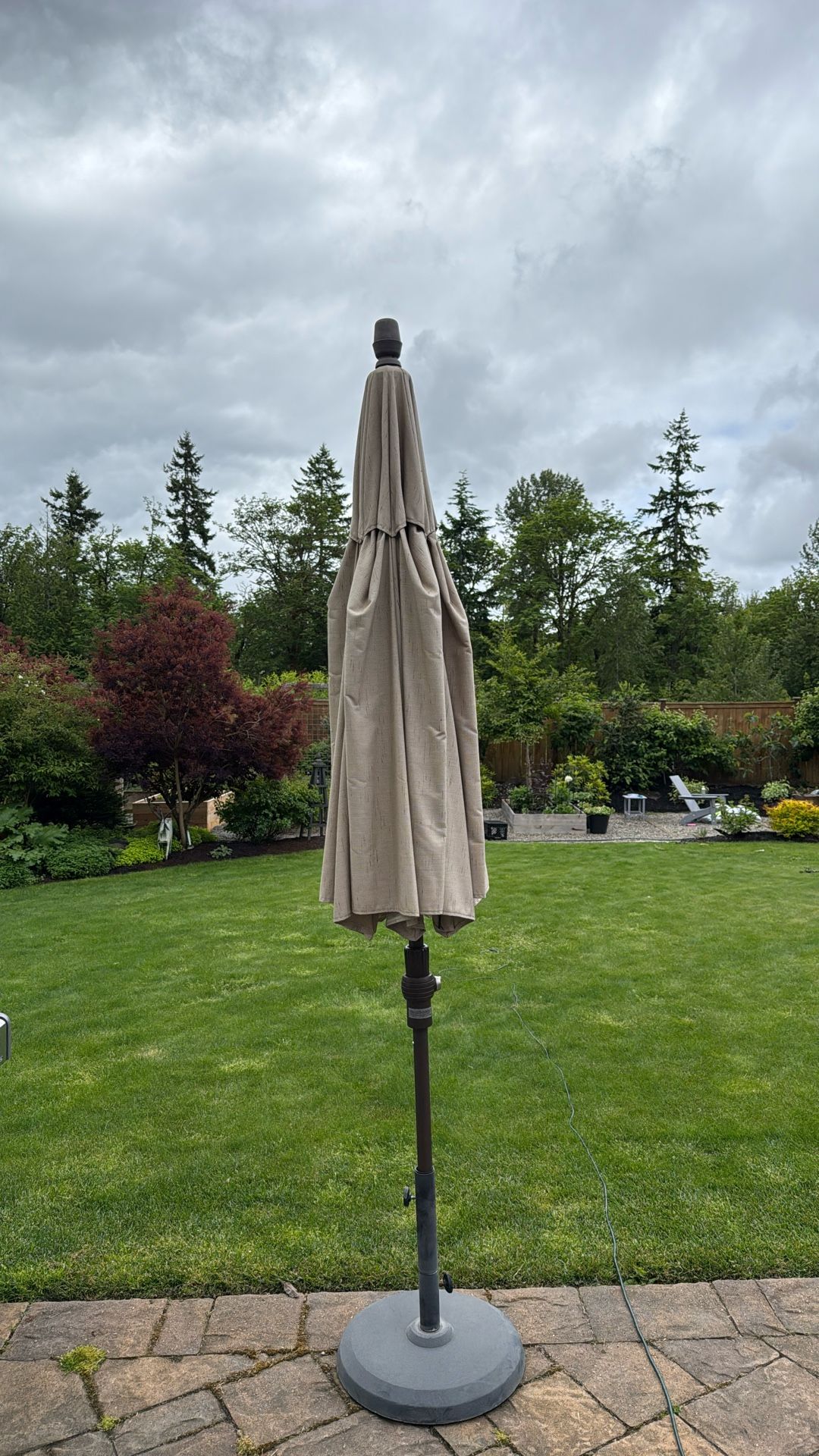 Treasure Garden 9 Foot Umbrella 
