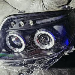 2003-2005 4 RUNNER HALO PROJECTOR Front Headlamp