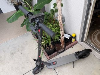 Electric scooter