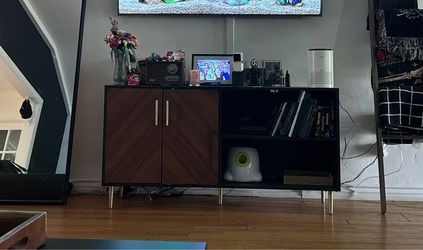 Tv console