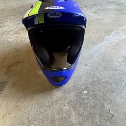 Boy’s Bell Dirt bike Helmet