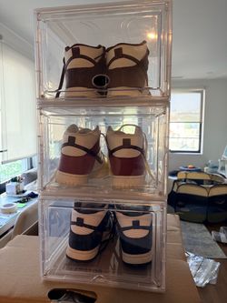 Clear Sneaker boxes