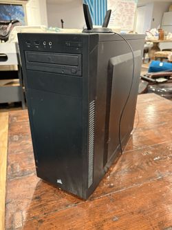 Custom PC - Specs in description