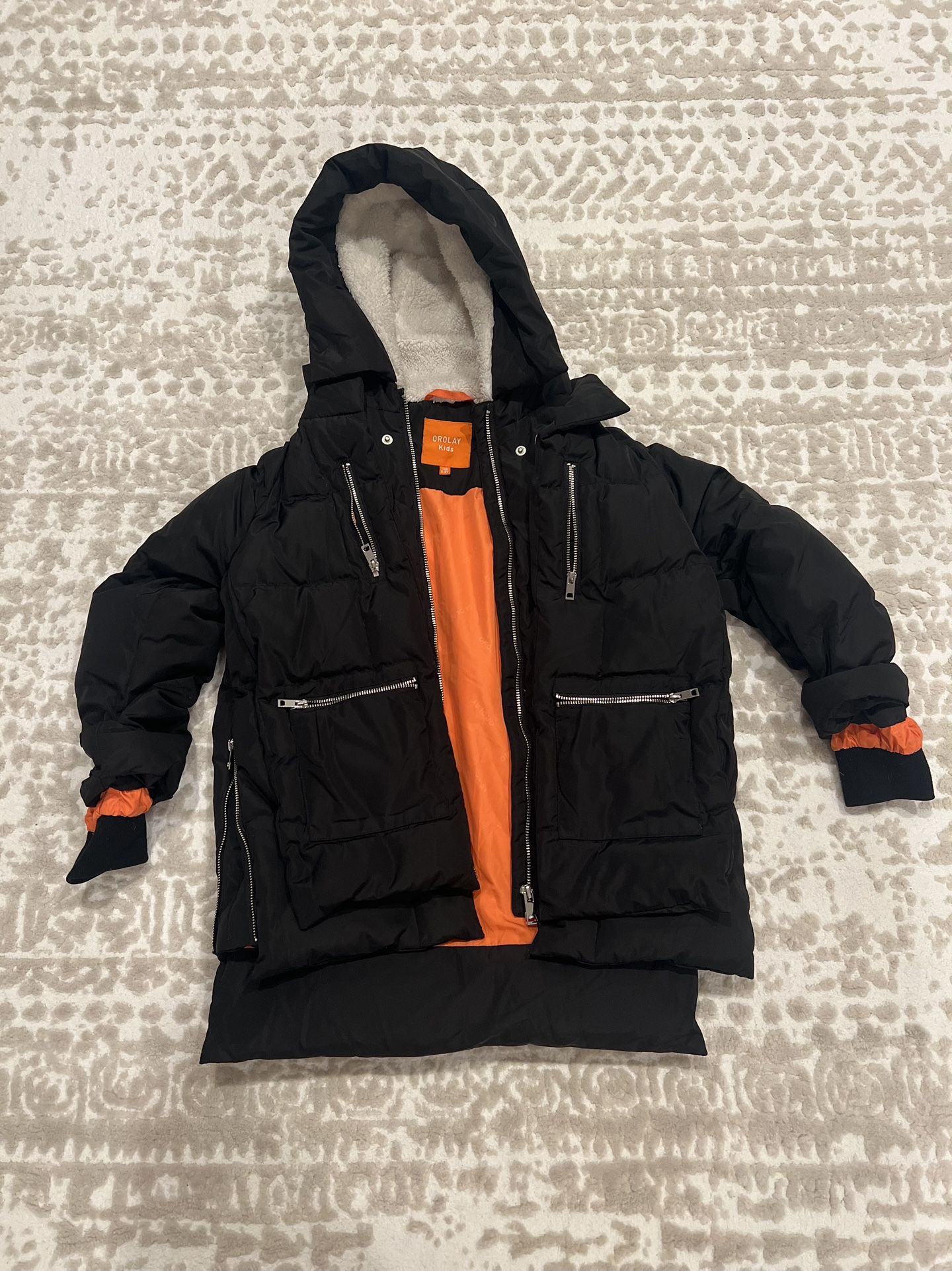 Orolay Kids Black puffer jacket Size 8-9Y Boys/ girls.